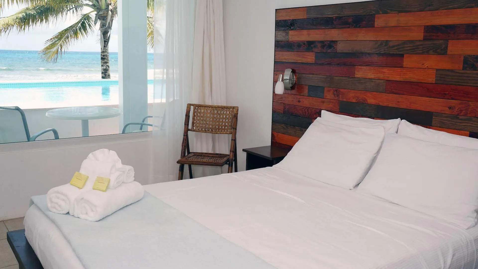 Bravo Beach Hotel Vieques